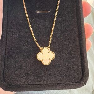 Van Cleef & Arpels Vintage Alhambra Pendant Necklace 18K Yellow Gold MOP VCA